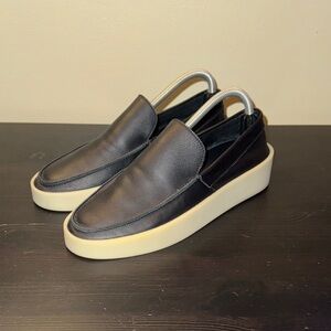 Leather loafer